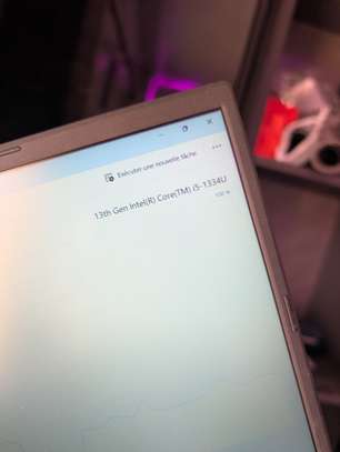 Asus vivobook i5 13th gen / SSD 512gb / 16gb ram image 8
