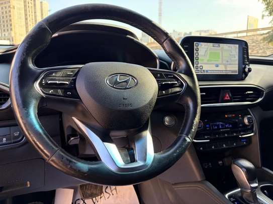 Hyundai santafe diesel image 8