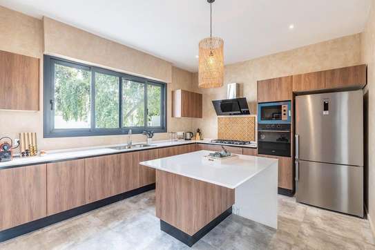Villa haut de gamme a vendre a Nguerign image 6