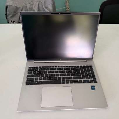 Hp elitebook 860 G10 i7 image 5