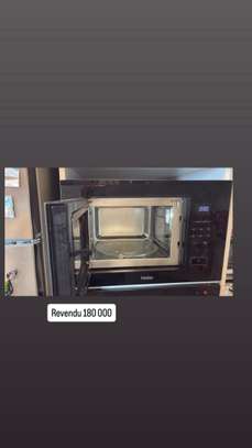 Micro onde air Fryer et hotte image 3