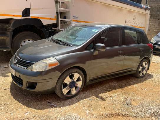 Nissan versa manuel 2009 image 3