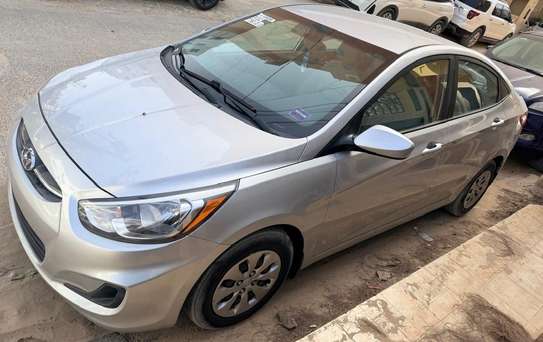 Hyundai Accent Se Venant image 6