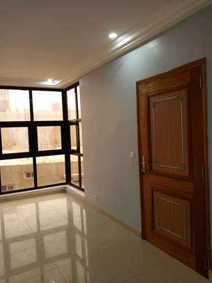 Bel appartement spacieux à louer à Ngor-Almadie image 2