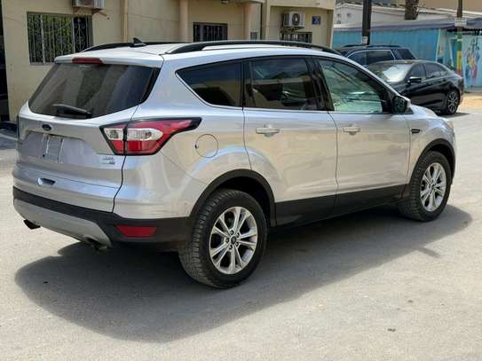 FORD ESCAPE SEL image 8