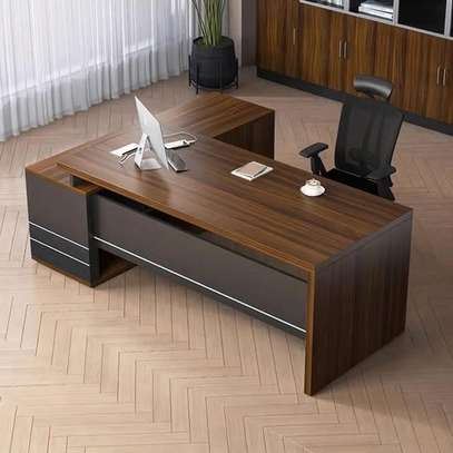 Bureau haut de gamme image 4