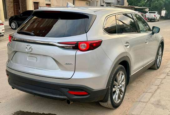 Mazda CX9 image 6