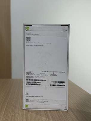 Iphone 17 256GB - E-SIM - Neuf Scellé image 2