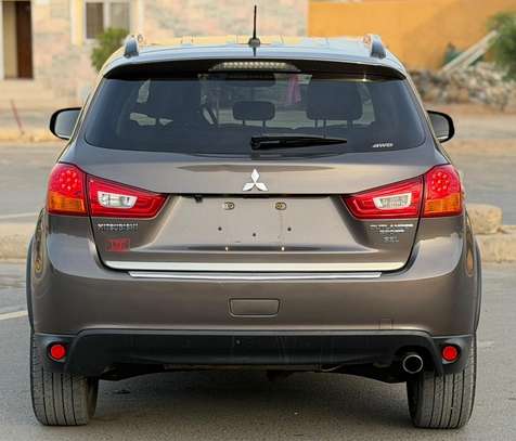 Mitsubishi Outlander sel 2016 image 6