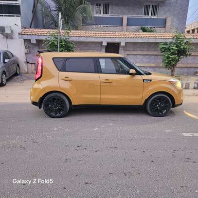 KIA SOUL image 2