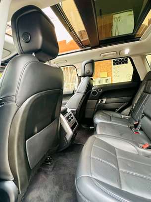 Range Rover Sport 2019 image 14