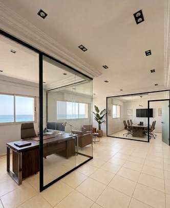 Duplex lumineux avec vue mer usage de bureaux image 12