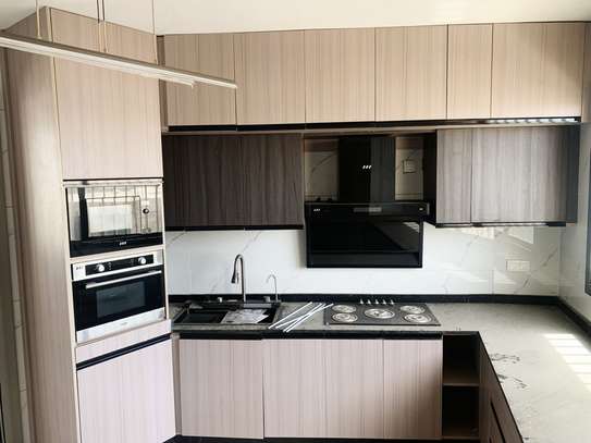 BELLE APPARTEMENT F4 DE HAUT STANDING VIRAGE BIAGUI image 9