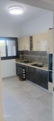 APPARTEMENT A LOUER AU POINT E image 5