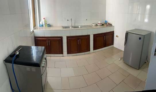 Appartement meublé au virage image 4