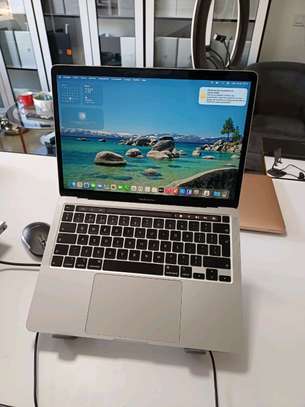 MacBook pro année 2020 core i7 image 4