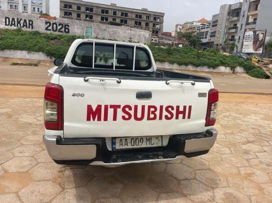 MITSUBISHI L200 2023 image 10