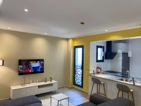Studio meublé de luxe à louer au point E image 3