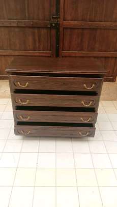 Commode image 2