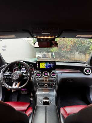 Mercedes C300 custom en c63 noir mat design sportif image 3