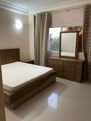Joli appartement F4 meublé à louer aux Almadies image 7