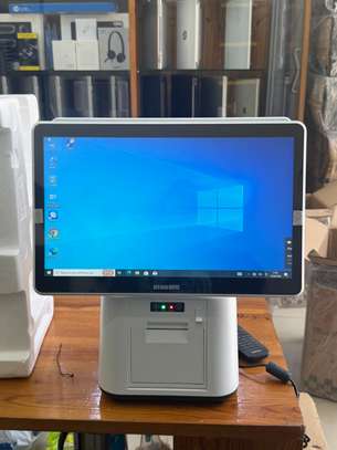 Machine de caisse POS i5 8GB/256 SSD /15'' Tactile image 8