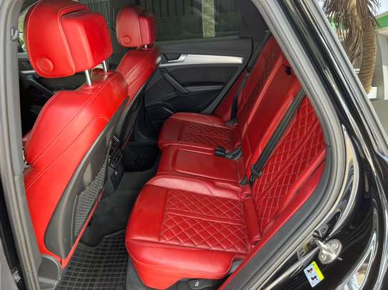 Audi SQ5 2018 image 10