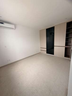 Superbe appartement de type F4 à louer image 3