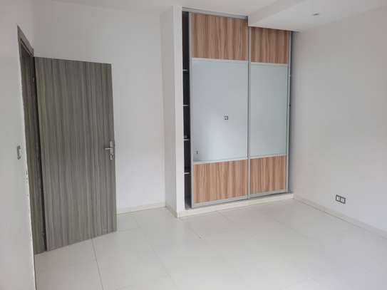 Deux chambres à louer par mois image 5