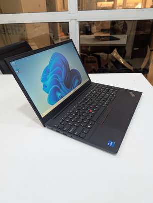 Lenovo Thinkpad E 15 gen2  i5 11ieme 16g de ram 512 image 3