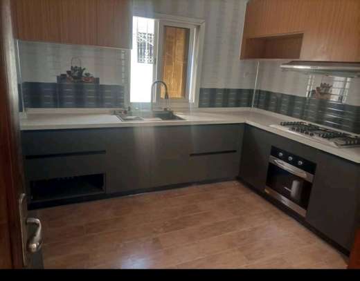 Sacré cœur grand appartement F4 à louer image 6