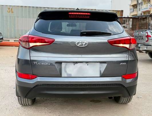 hyundai tucson 2017 image 8