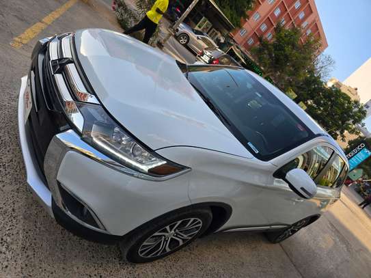 Mitsubishi Outlander 2018 image 4