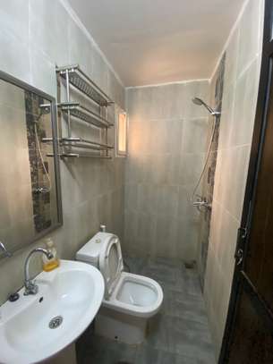APPARTEMENT MEUBLE F4 A LOUER A DIAMNIADIO image 10