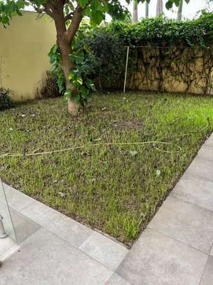 Villa à louer corniche fann résidence image 8