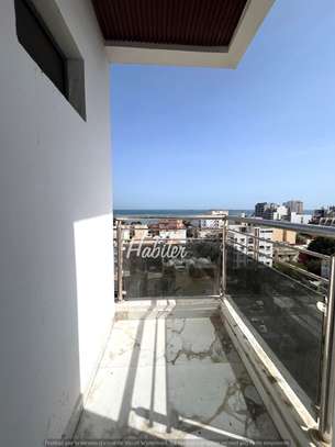 Penthouse de standing à louer à Fann Hock image 3