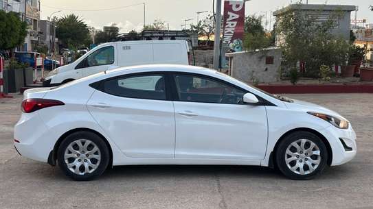 Hyundai Elantra 2016 image 4