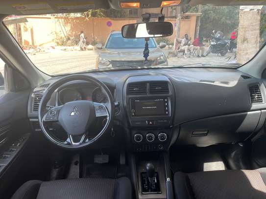 Mitsubishi rvr 2019 image 2