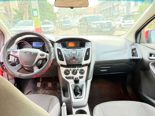 Ford Focus 2013 image 6