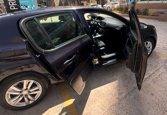 PEUGEOT 308 année 2016 image 2