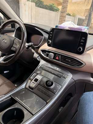 Hyundai Santa Fe 2021 7places image 12