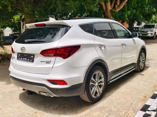 Hyundai santafe Année 2018 image 5