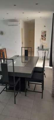 villa entièrement meublée à vendre image 7