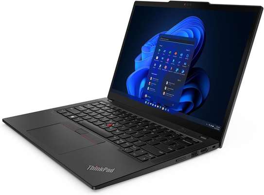 Lenovo ThinkPad X13 Gen 4 image 3