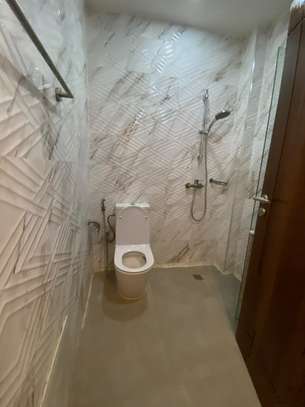 Magnifique appartement de type F4 à louer au virage image 9