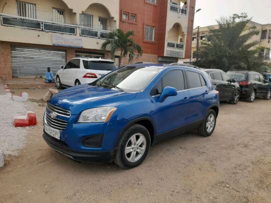 Chevrolet trax image 2