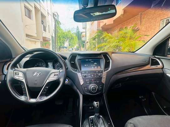 Hyundai santafe sport 2017 image 8