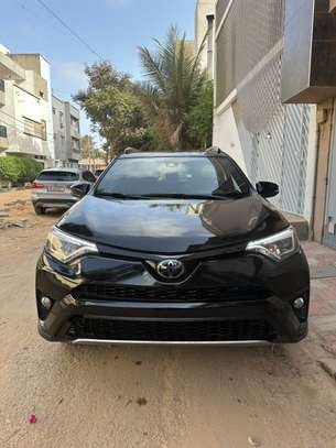 Rav4 2018 a vendre image 3