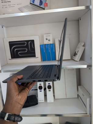 Dell latitude 3540 ) i5 13e generation ) 8g de ram ) 256 image 3