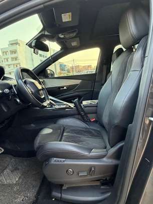 Peugeot 3008 image 14